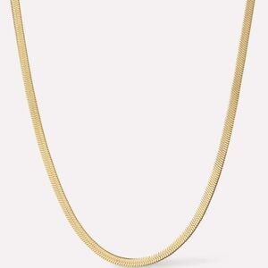 Elegant Gold Necklace